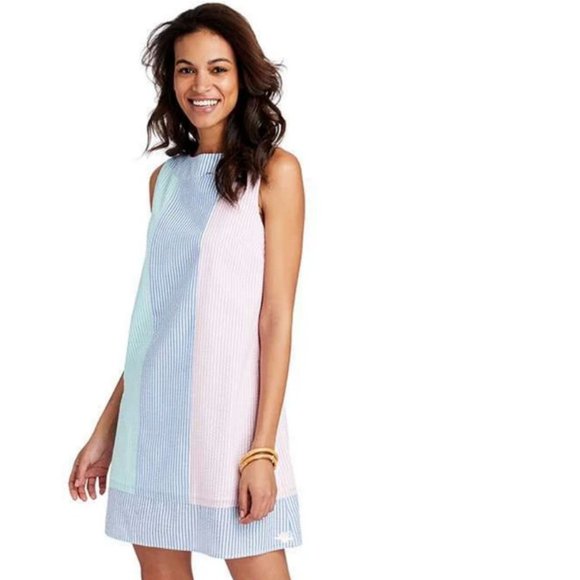 Vineyard Vines Dresses & Skirts - VINEYARD VINES Seersucker Colorblocked Shift Dress
